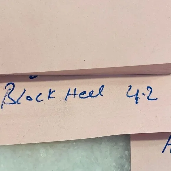 Steve Madden Suede Rhinestone Embellished Block Heel Varali Sandals Nude Sz 7.5 - Picture 6 of 6